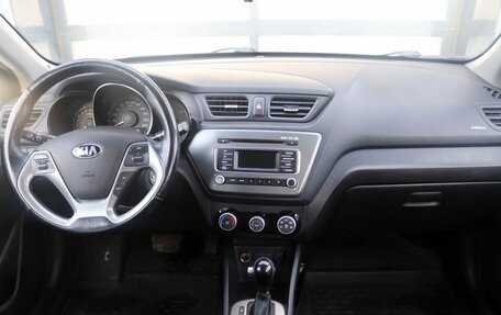 KIA Rio III рестайлинг, 2016 год, 1 099 000 рублей, 15 фотография