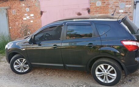 Nissan Qashqai, 2010 год, 1 000 000 рублей, 2 фотография