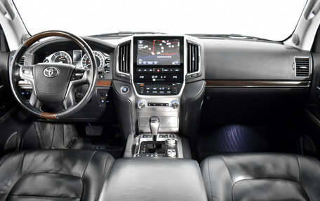 Toyota Land Cruiser 200, 2015 год, 4 590 000 рублей, 11 фотография