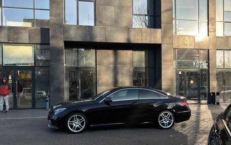 Mercedes-Benz E-Класс, 2014 год, 1 350 000 рублей, 2 фотография