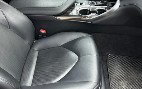 Toyota Camry, 2019 год, 2 650 000 рублей, 8 фотография