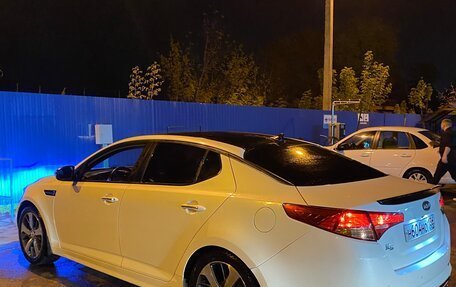 KIA K5 I рестайлинг, 2011 год, 985 000 рублей, 24 фотография