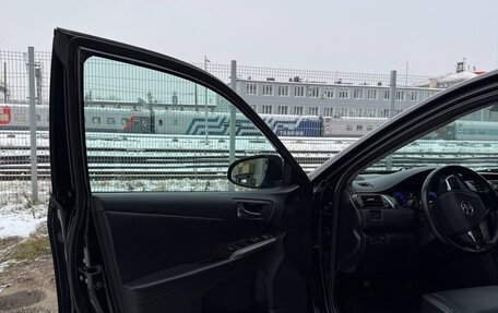 Toyota Camry, 2015 год, 1 700 000 рублей, 10 фотография