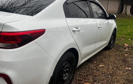KIA Rio IV, 2018 год, 1 290 000 рублей, 8 фотография
