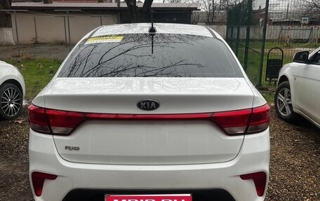 KIA Rio IV, 2018 год, 1 290 000 рублей, 6 фотография