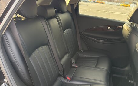 Infiniti QX50 I рестайлинг, 2017 год, 2 200 000 рублей, 24 фотография