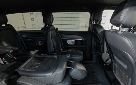 Mercedes-Benz V-Класс, 2024 год, 18 050 000 рублей, 19 фотография