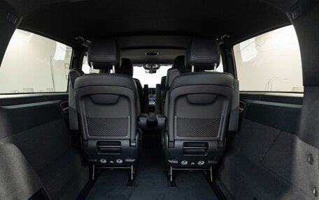 Mercedes-Benz V-Класс, 2024 год, 18 050 000 рублей, 23 фотография