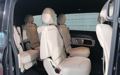 Mercedes-Benz V-Класс, 2024 год, 18 050 000 рублей, 28 фотография