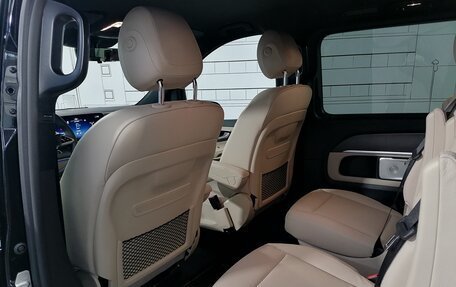 Mercedes-Benz V-Класс, 2024 год, 18 050 000 рублей, 23 фотография