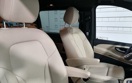 Mercedes-Benz V-Класс, 2024 год, 18 050 000 рублей, 19 фотография