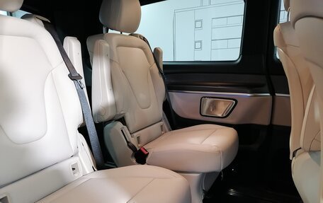 Mercedes-Benz V-Класс, 2024 год, 18 050 000 рублей, 29 фотография