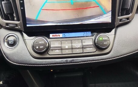 Toyota RAV4, 2013 год, 1 745 000 рублей, 16 фотография