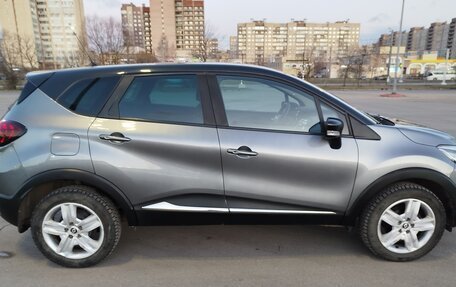 Renault Kaptur I рестайлинг, 2017 год, 1 299 000 рублей, 2 фотография