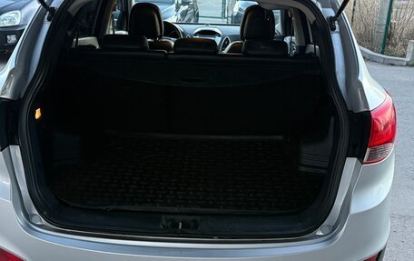 Hyundai ix35 I рестайлинг, 2012 год, 1 300 000 рублей, 18 фотография