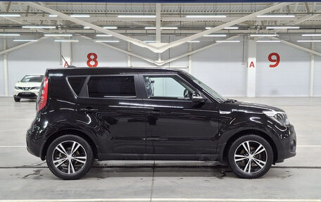 KIA Soul II рестайлинг, 2018 год, 1 599 000 рублей, 4 фотография