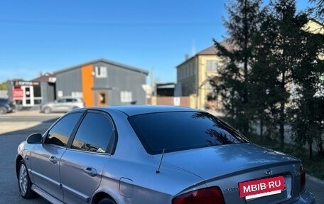 Hyundai Sonata IV рестайлинг, 2005 год, 290 000 рублей, 3 фотография