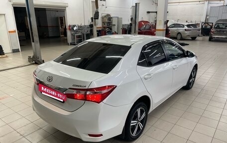 Toyota Corolla, 2015 год, 1 365 000 рублей, 2 фотография