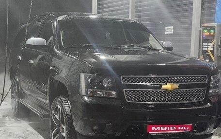 Chevrolet Tahoe III, 2012 год, 2 100 000 рублей, 2 фотография