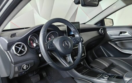 Mercedes-Benz GLA, 2019 год, 2 833 000 рублей, 19 фотография