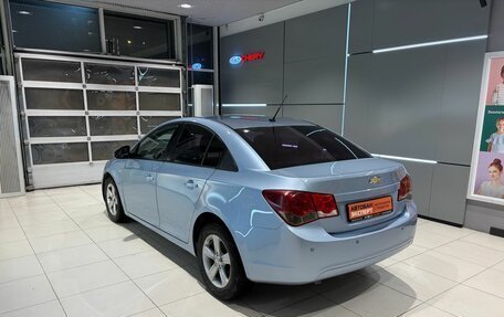 Chevrolet Cruze II, 2010 год, 599 000 рублей, 6 фотография