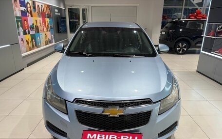 Chevrolet Cruze II, 2010 год, 599 000 рублей, 2 фотография