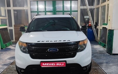 Ford Explorer VI, 2013 год, 1 390 000 рублей, 1 фотография