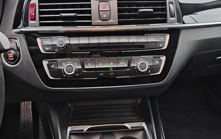 BMW 1 серия, 2017 год, 2 650 000 рублей, 15 фотография