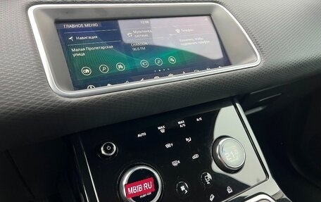 Land Rover Range Rover Evoque II, 2019 год, 3 300 000 рублей, 13 фотография