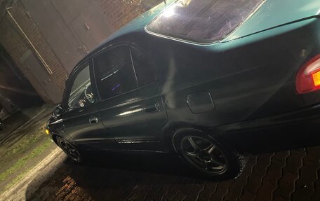 Toyota Carina E, 1997 год, 280 000 рублей, 3 фотография