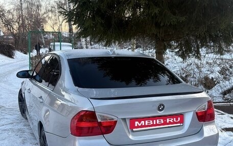 BMW 3 серия, 2005 год, 760 000 рублей, 3 фотография