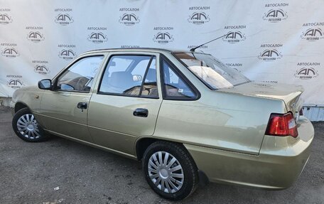 Daewoo Nexia I рестайлинг, 2011 год, 399 000 рублей, 3 фотография