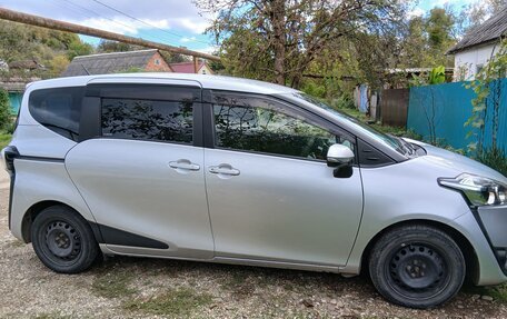 Toyota Sienta II, 2017 год, 1 300 000 рублей, 4 фотография