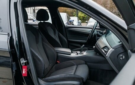 BMW 5 серия, 2018 год, 3 199 000 рублей, 11 фотография