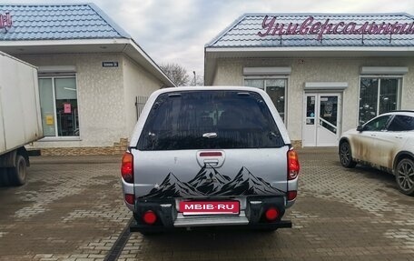 Mitsubishi L200 IV рестайлинг, 2013 год, 1 990 000 рублей, 9 фотография