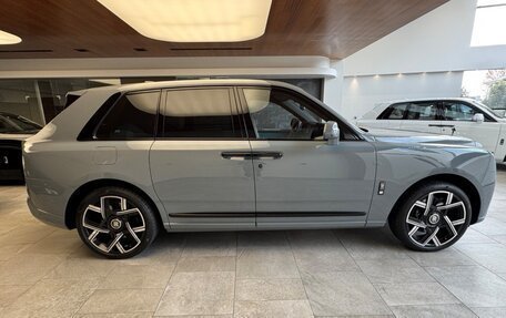Rolls-Royce Cullinan, 2025 год, 58 000 000 рублей, 4 фотография