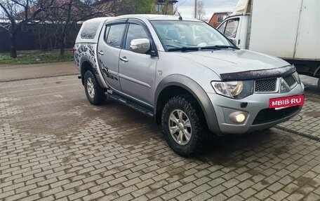 Mitsubishi L200 IV рестайлинг, 2013 год, 1 990 000 рублей, 11 фотография
