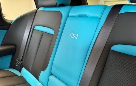 Rolls-Royce Cullinan, 2025 год, 58 000 000 рублей, 33 фотография