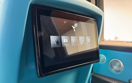 Rolls-Royce Cullinan, 2025 год, 58 000 000 рублей, 32 фотография