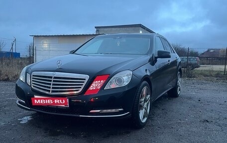 Mercedes-Benz E-Класс, 2010 год, 1 000 000 рублей, 6 фотография