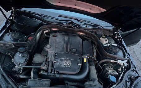 Mercedes-Benz E-Класс, 2010 год, 1 000 000 рублей, 11 фотография