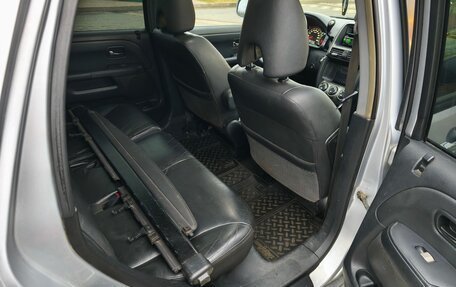 Honda CR-V II рестайлинг, 2004 год, 715 000 рублей, 21 фотография