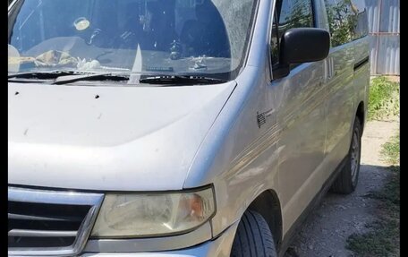 Mazda Bongo Friendee i рестайлинг, 2002 год, 370 000 рублей, 2 фотография