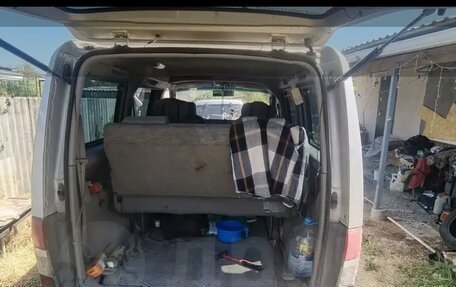 Mazda Bongo Friendee i рестайлинг, 2002 год, 370 000 рублей, 12 фотография