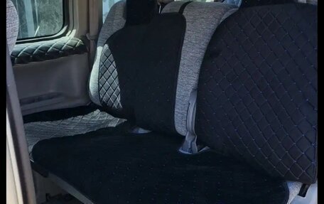 Mazda Bongo Friendee i рестайлинг, 2002 год, 370 000 рублей, 8 фотография