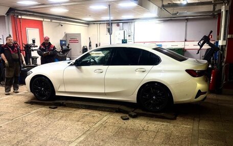 BMW 3 серия, 2021 год, 4 150 000 рублей, 10 фотография