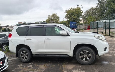 Toyota Land Cruiser Prado 150 рестайлинг 2, 2012 год, 2 100 000 рублей, 6 фотография