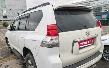 Toyota Land Cruiser Prado 150 рестайлинг 2, 2012 год, 2 100 000 рублей, 11 фотография