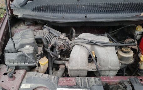 Dodge Caravan IV, 2001 год, 210 000 рублей, 10 фотография