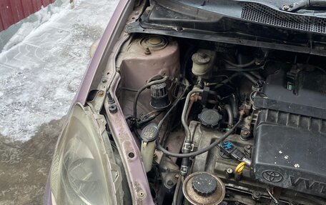 Toyota Vitz, 2000 год, 280 000 рублей, 21 фотография